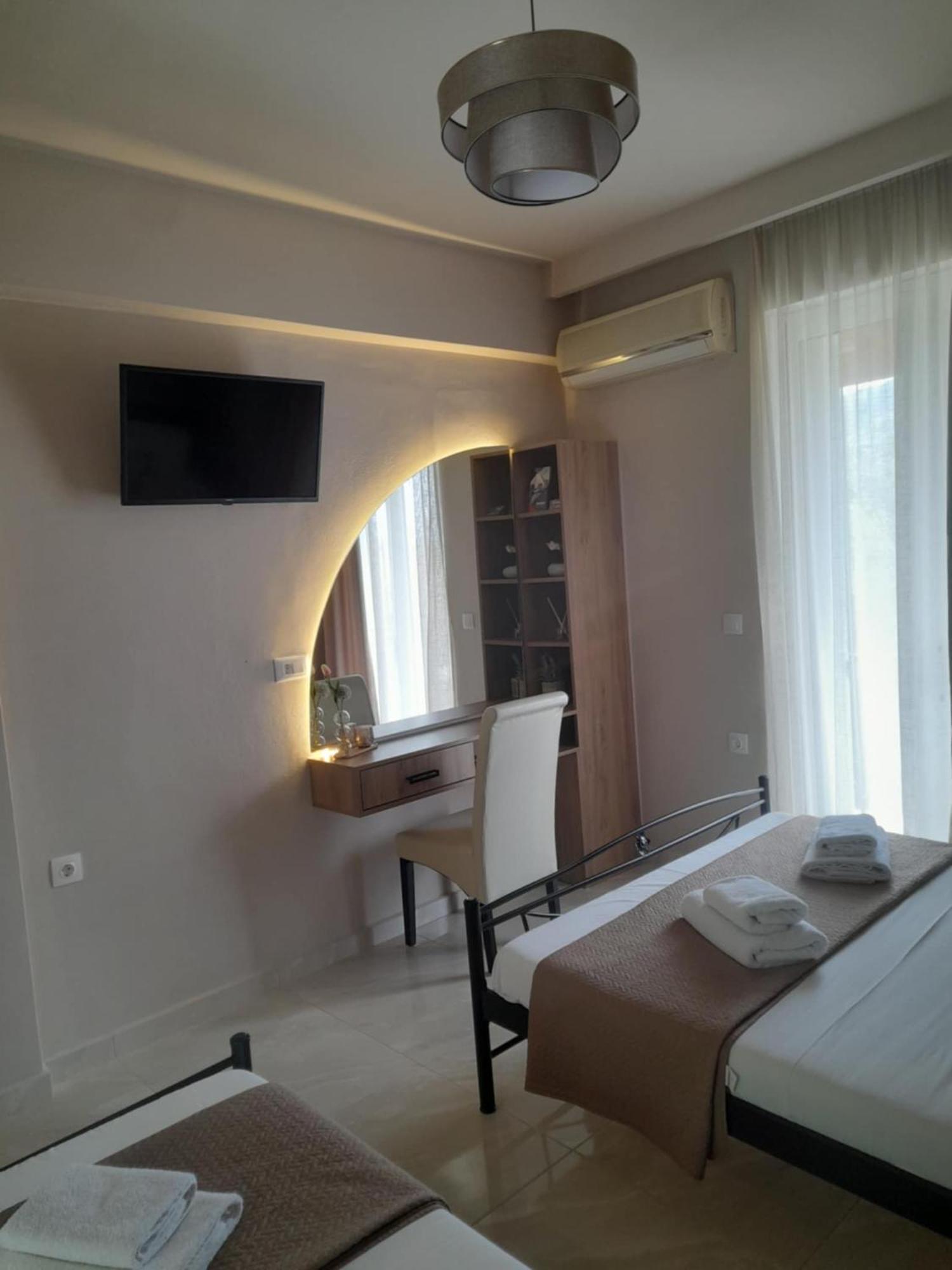 Studios Anna Keri Екстер'єр фото